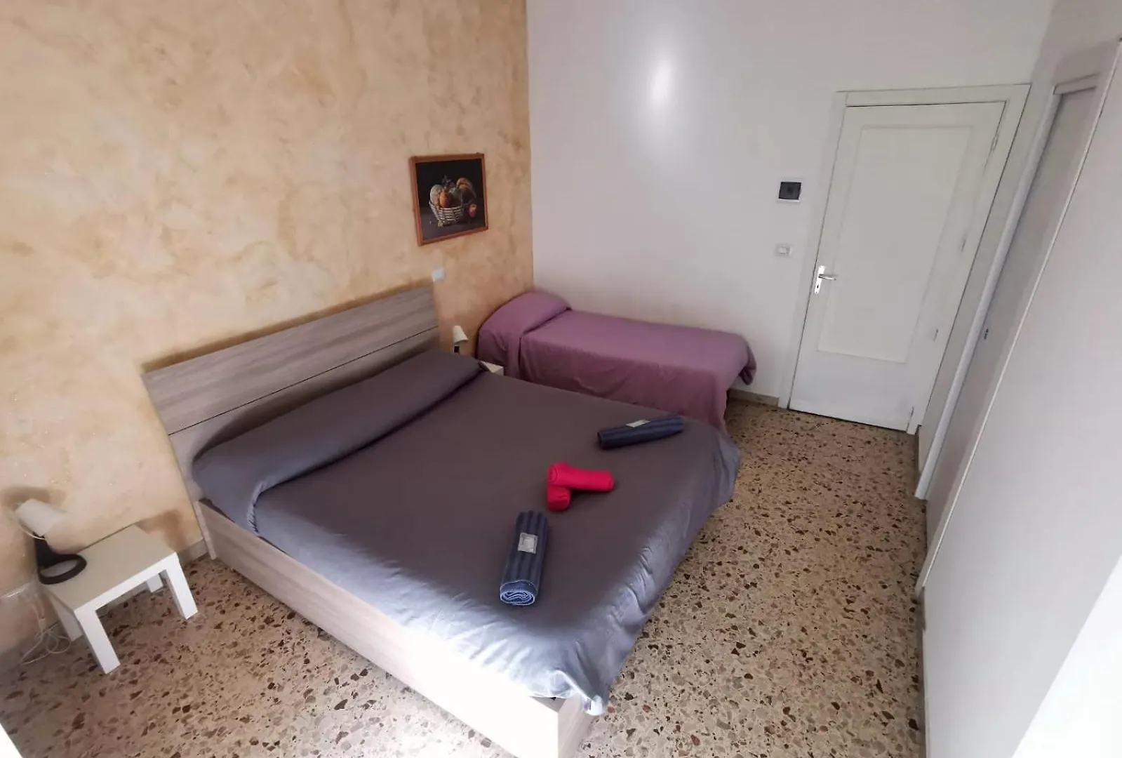 Catania Airport Room Bagno Privato In Camera Italien