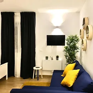 https://la-dimora-del-centro.catania-hotels.net